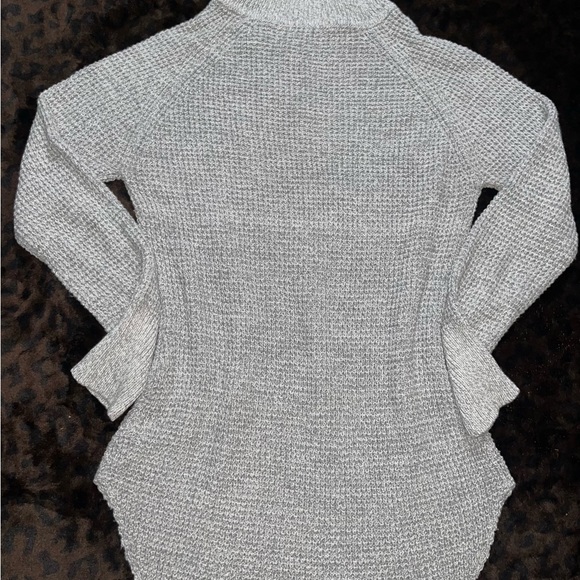 RD Style gray waffle thermal turtleneck fitted sweater - Picture 8 of 14